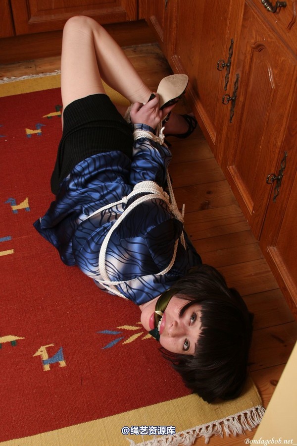 bondagebob - Kumi Its your turn to make the tea 第 75 张图片