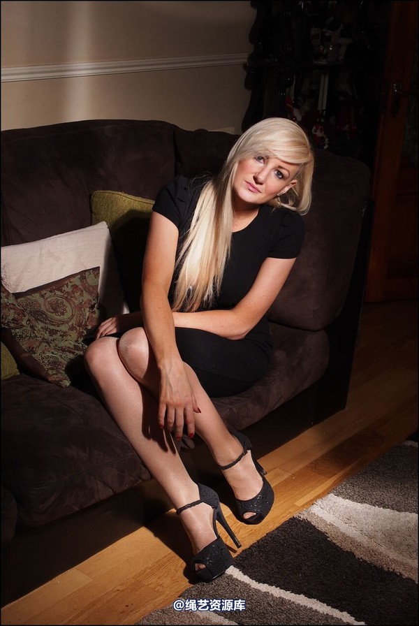 simplytied - Lou Christmas LBD 第 4 张图片