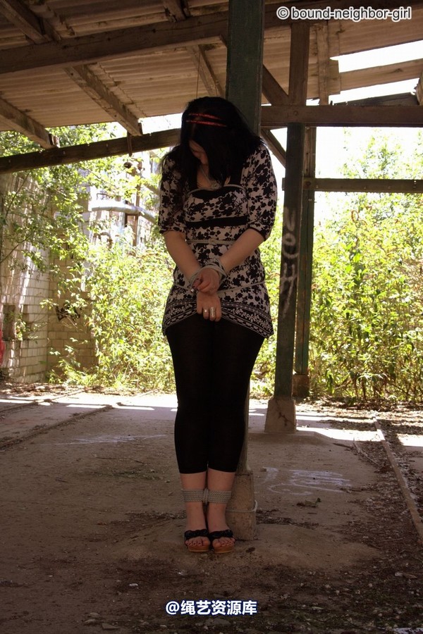 bound-neighbor-girl - Jasmin - Tied up in the ruins 1 第 41 张图片