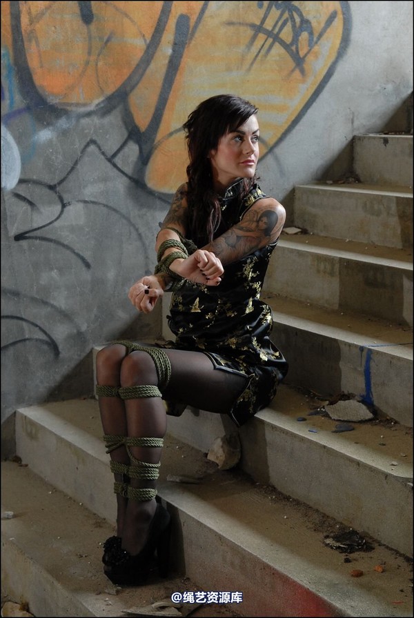 simplytied - Wee Black Chinese Dress 第 19 张图片