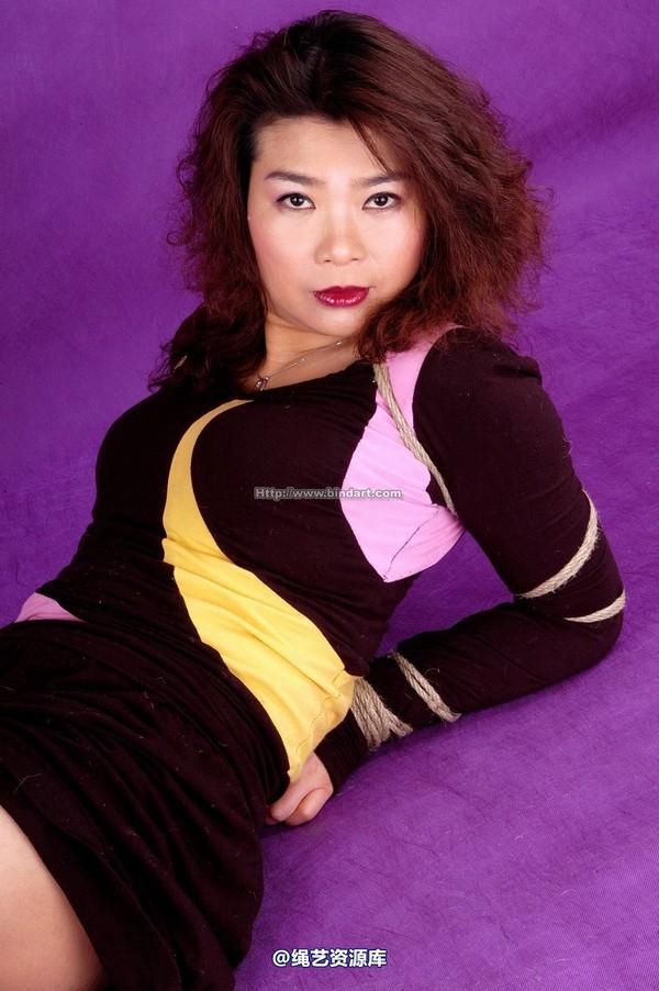 丽柜美束 - 2005-03-28 第 20 张图片