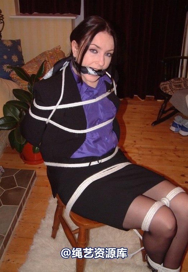 bondagebob - Jessica Chair tied tumble 2 第 1 张图片