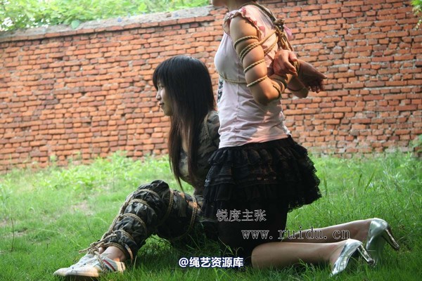 锐度主张 - 2009年第31期捆绑图（2009.7.12）模特： 心心 小爱 第 87 张图片