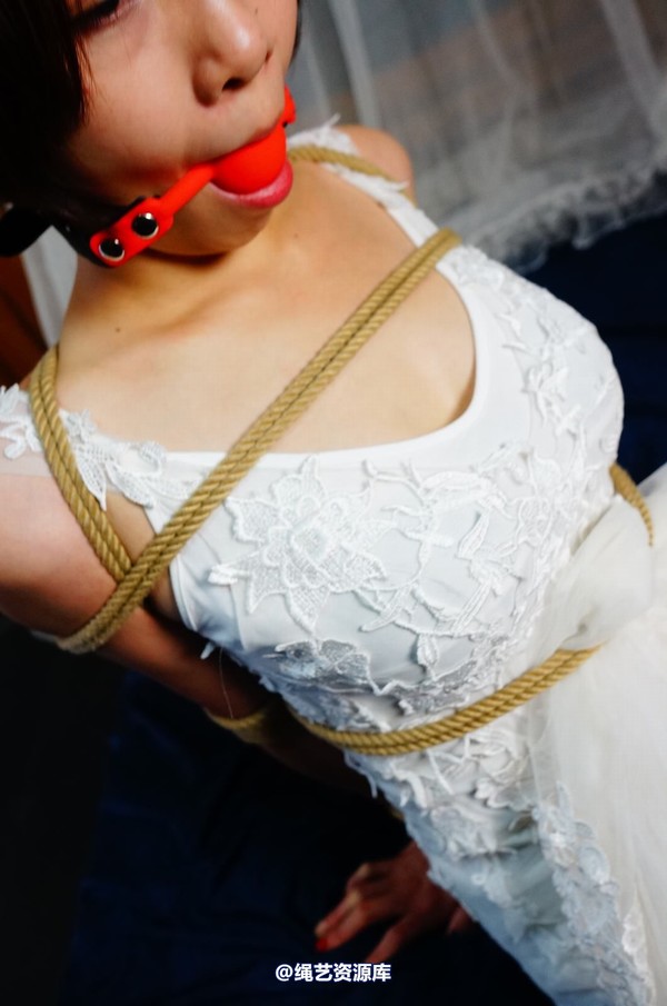 dk13美束馆 - 9.16-小仙儿白婚纱-B130P 第 16 张图片