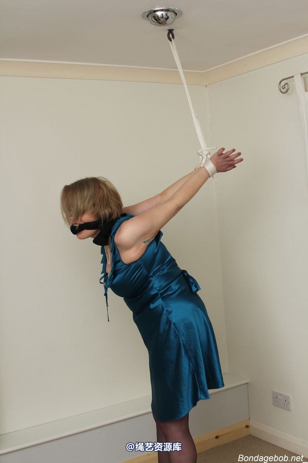 bondagebob - Temptress Kate Pantyhose gag 第 84 张图片
