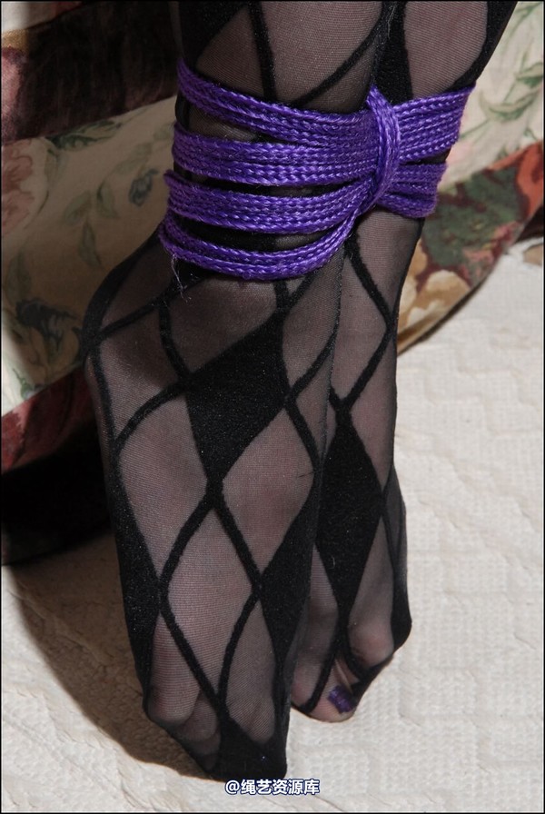 simplytied - Jinx in fashion tights 第 23 张图片