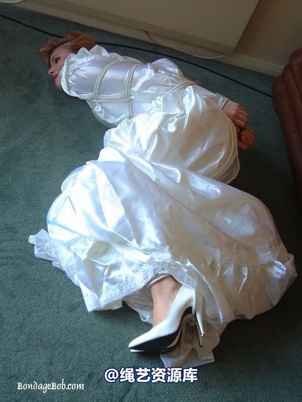 bondagebob - Linda Murray The wedding day 2 第 13 张图片