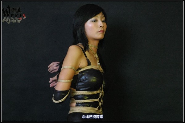 唯美之家 - 2008-07-20盈盈佳佳皮服 第 92 张图片
