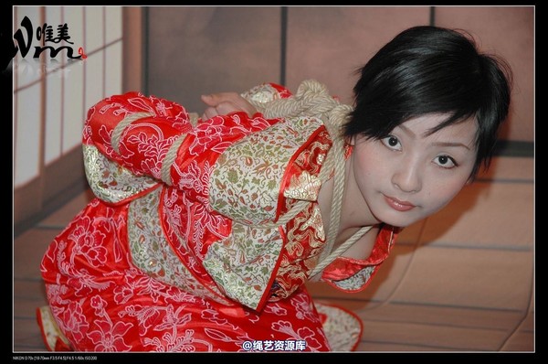唯美之家 - 08-05-29盈盈汉服-护士装 第 90 张图片