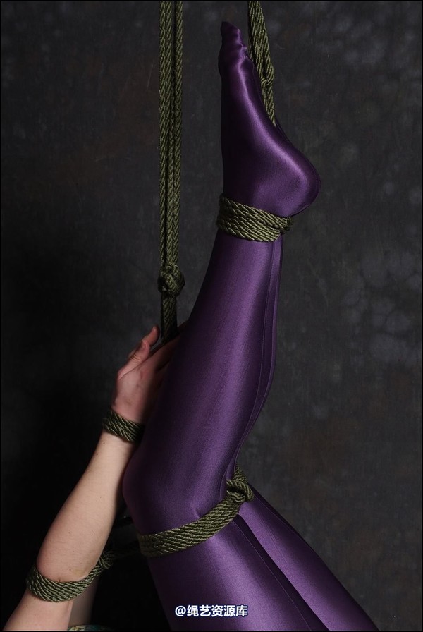 simplytied - Very nice purple tights 第 19 张图片