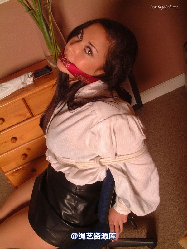 bondagebob - Olivia Chair tie 第 52 张图片