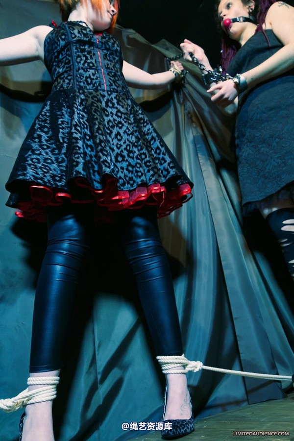 limitedaudience - 2012 beckykat six tied and chained 2 第 20 张图片