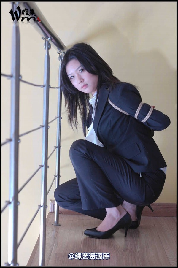 唯美之家 - 雪儿制服2010-3-13 第 23 张图片