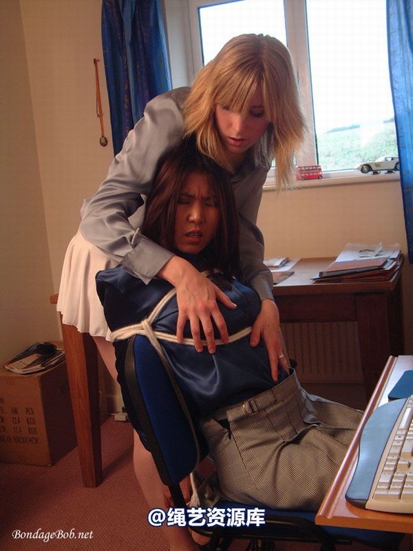 bondagebob - Luxi and Kerry Office romance 第 31 张图片