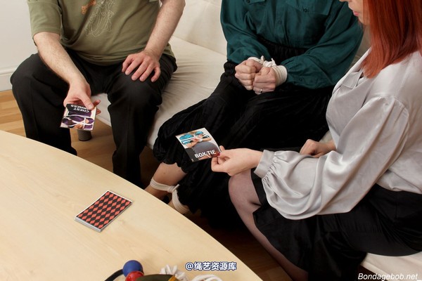 bondagebob - Ariel The Card Game 第 3 张图片