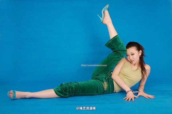 丽柜美束 - 2006-01-28 第 18 张图片
