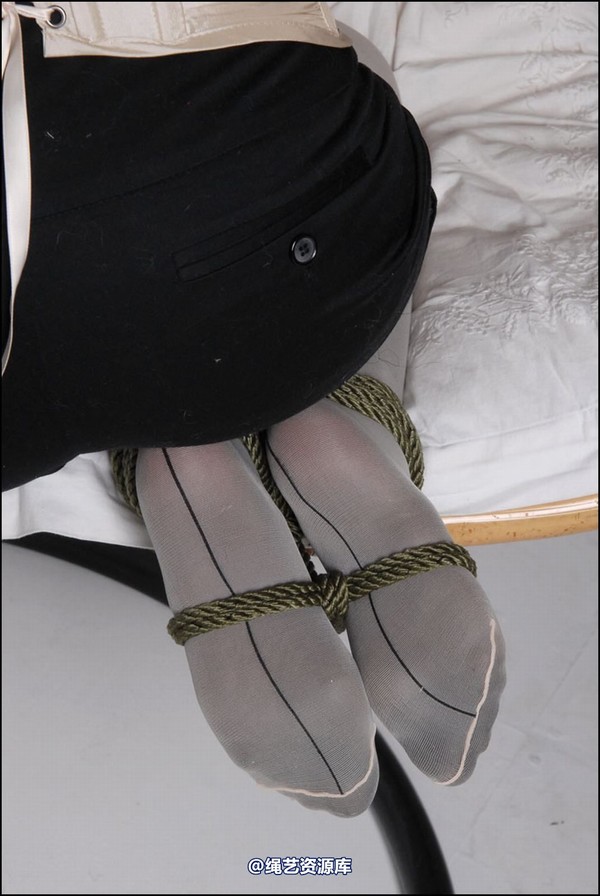 simplytied - Gold with seams 第 15 张图片