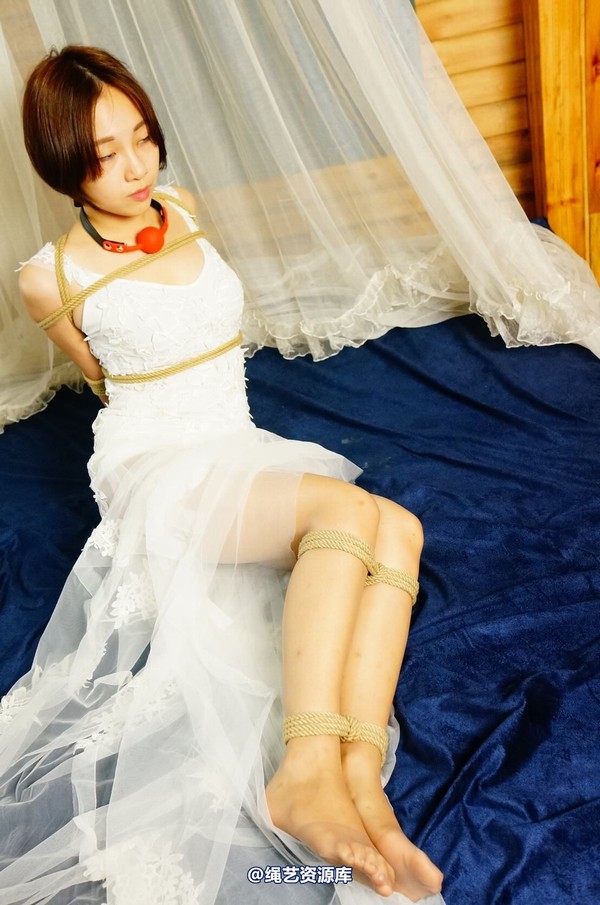 dk13美束馆 - 9.16-小仙儿白婚纱-D130P 第 39 张图片