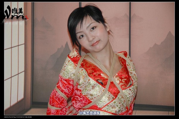 唯美之家 - 08-05-29盈盈汉服-护士装 第 181 张图片