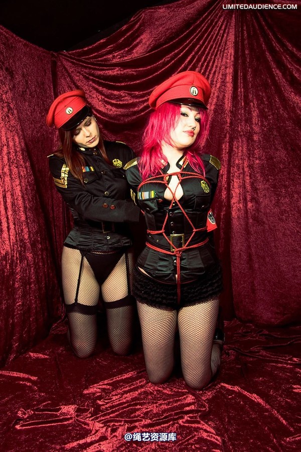 limitedaudience - 2009 scarlett shrinking violet agents in training 2 第 1 张图片