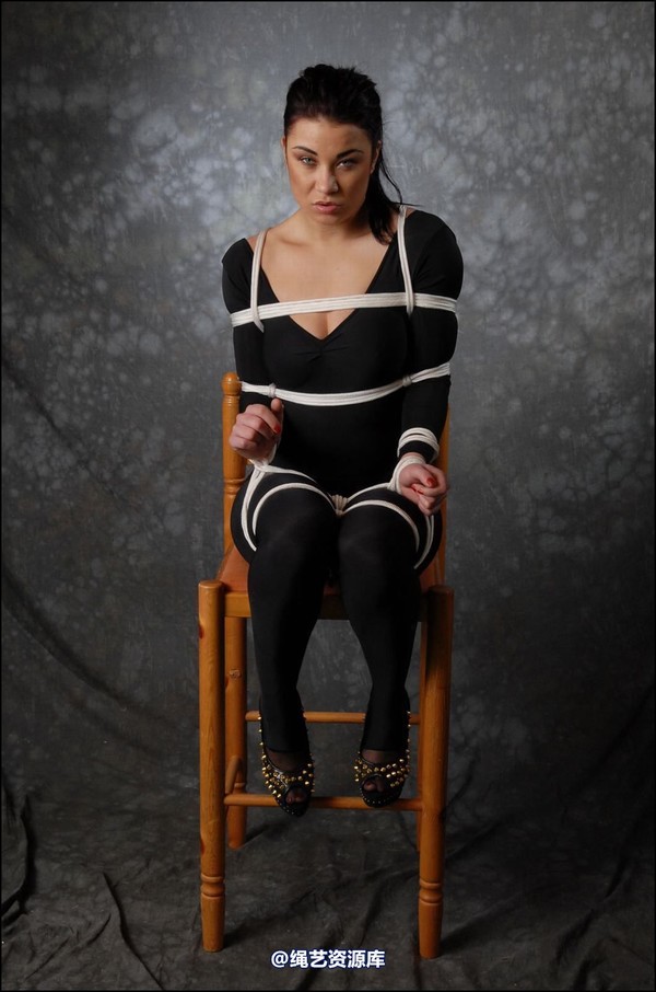 simplytied - C in Black cat 第 6 张图片
