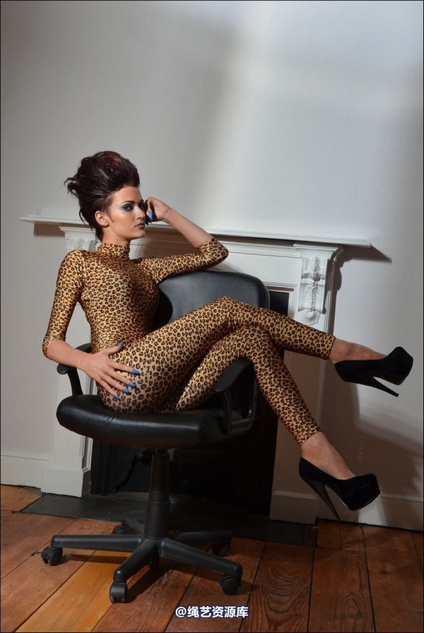 simplytied - JG catsuit 第 3 张图片