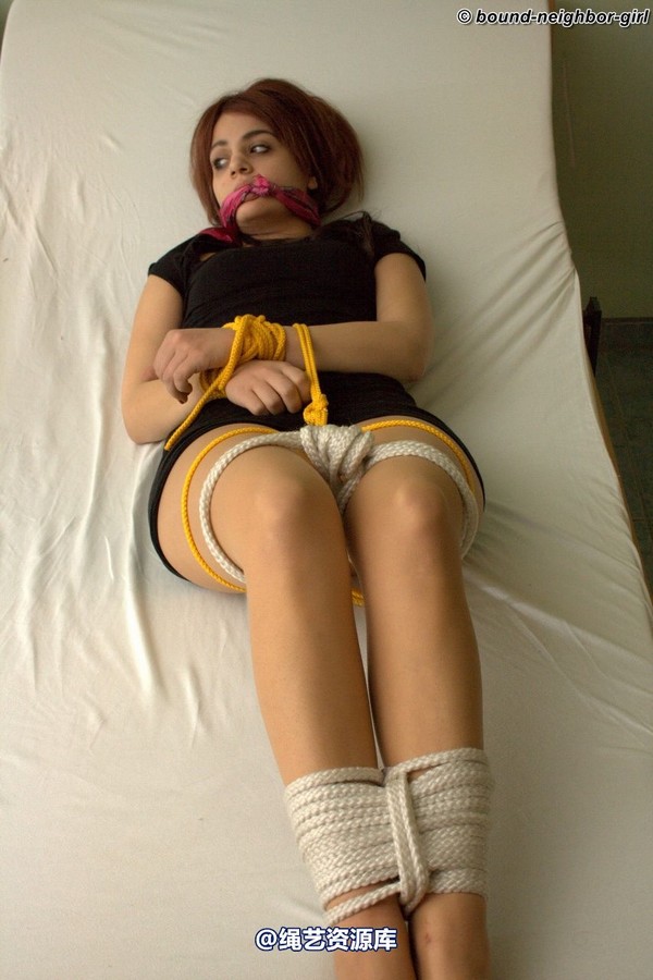bound-neighbor-girl - Nina A - Tied to the bed 2 第 47 张图片