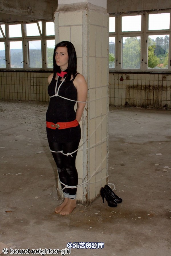 bound-neighbor-girl - Angel - Tied up in the ruins 2 第 2 张图片