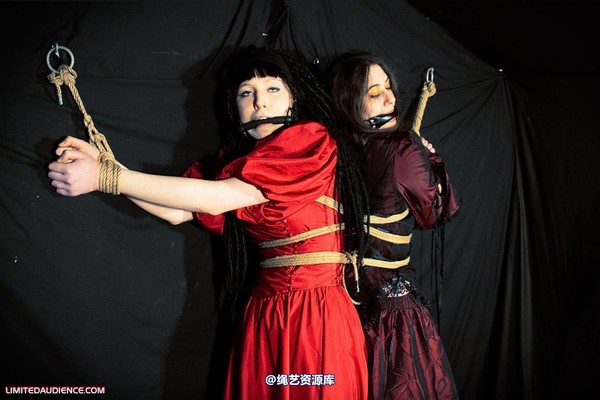 limitedaudience - 2010 catya lex eleven in the dungeon 2 第 8 张图片