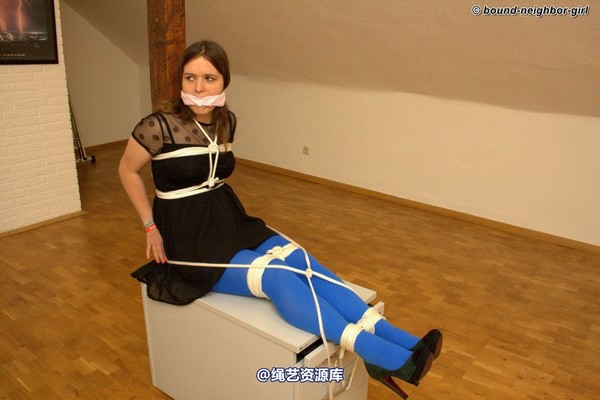 bound-neighbor-girl - Guest Romy - For the first time tied up in the office 3 第 47 张图片