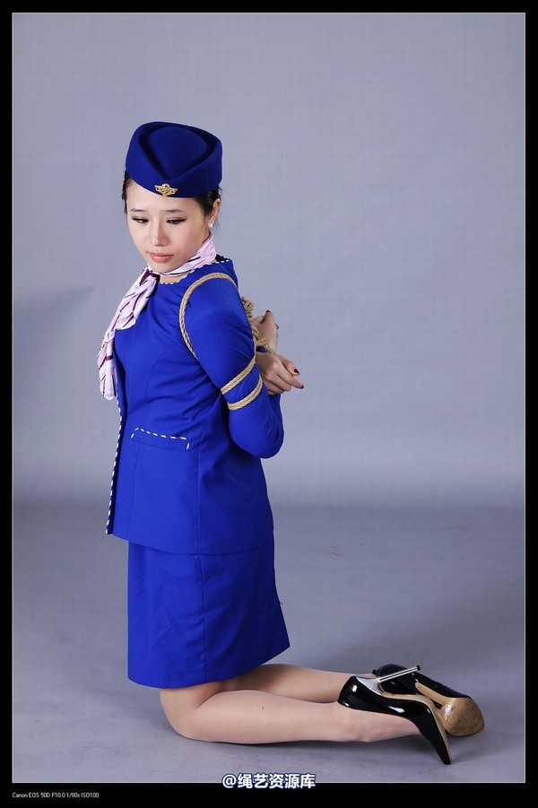 神艺缘 - 269-空姐制服 第 28 张图片