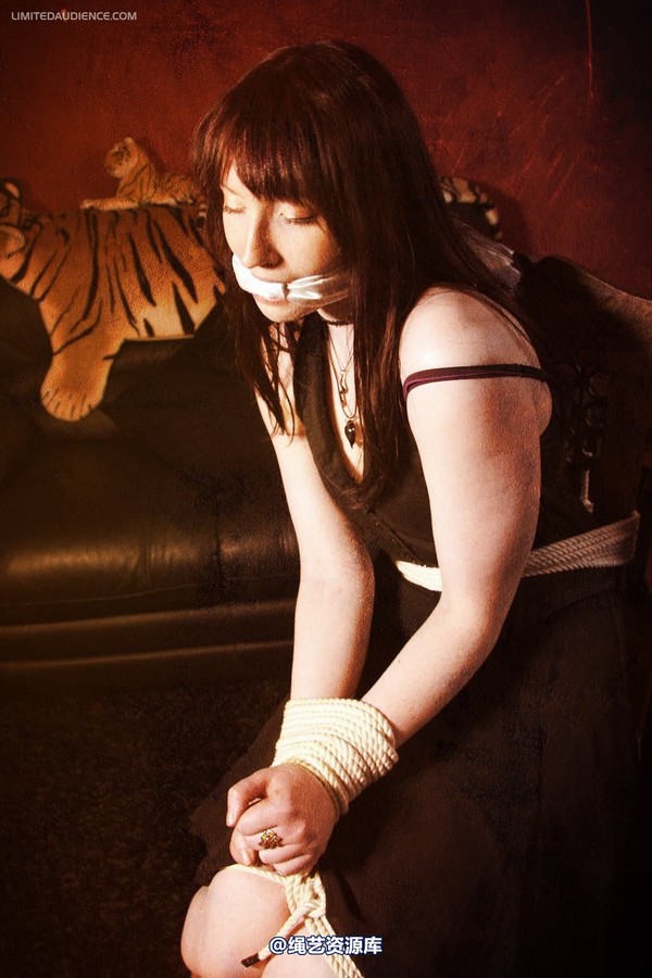 limitedaudience - 2012 syrah lee vintage abduction 第 19 张图片