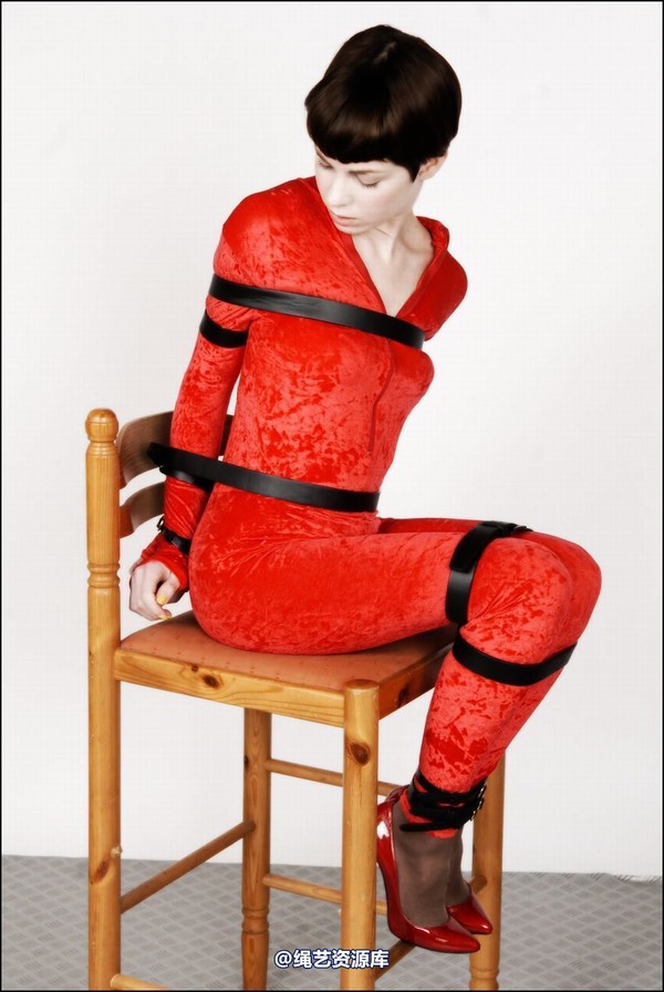 simplytied - Fawnya Red catsuit part 2 第 24 张图片