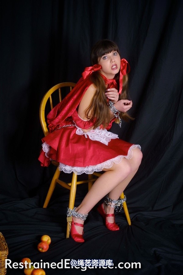 restrainedelegance - Red Riding Hood 第 61 张图片