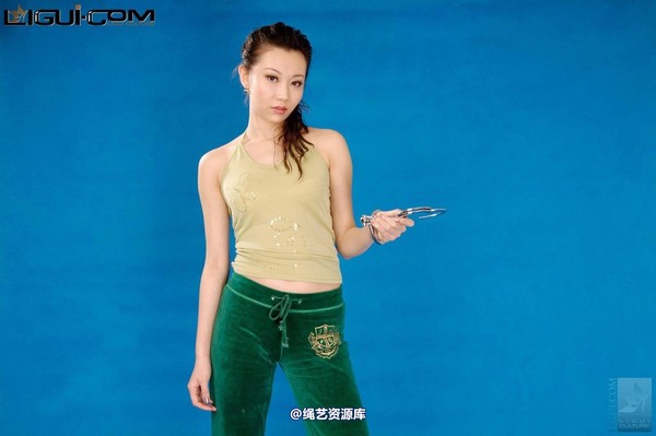 丽柜美束 - 2008-11-07 露露 6 第 23 张图片