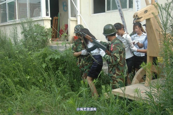 mj影视 - 血的代价执行刑场 失禁战栗2013-08-26 第 79 张图片