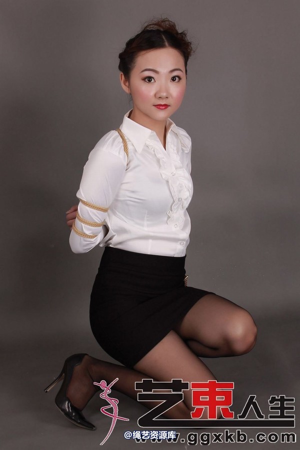 艺束人生 - 005-小碟职业装KB 第 76 张图片