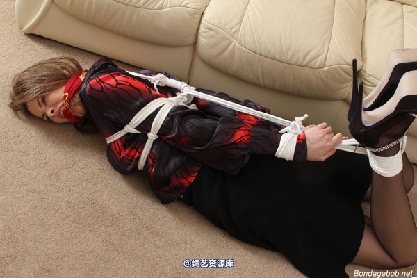 bondagebob - Nicky Phillips Tied at home 第 131 张图片
