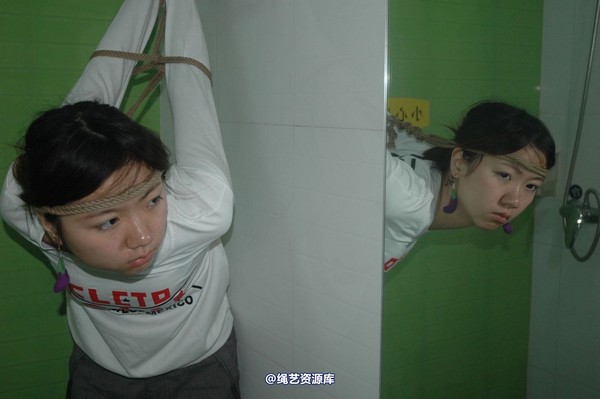 唯美之家 - 2010-10-22冉冉学生制服 第 24 张图片