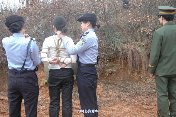 唯美之家 - 2010-1-26青灵下跪 第 6 张图片