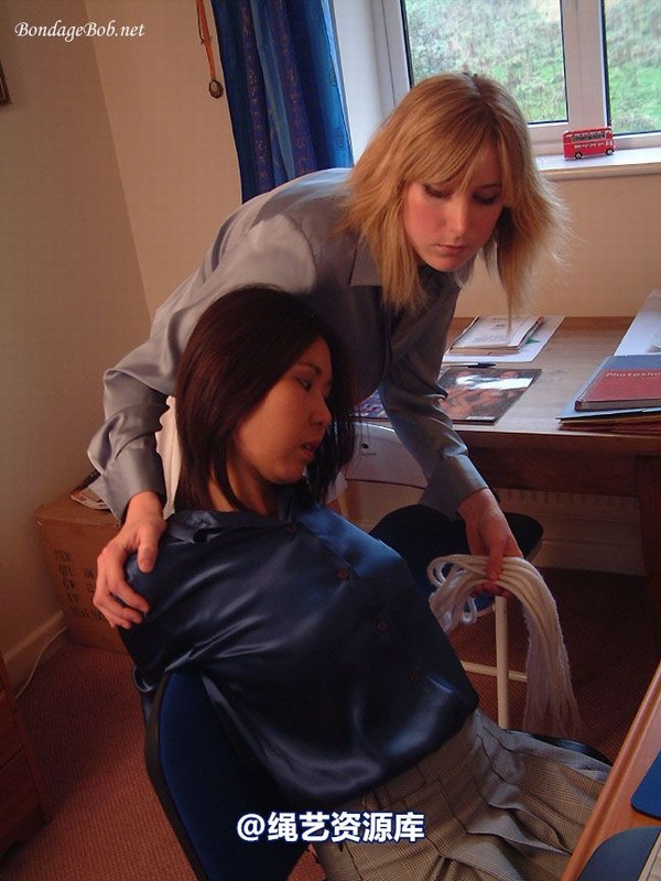 bondagebob - Luxi and Kerry Office romance 第 16 张图片