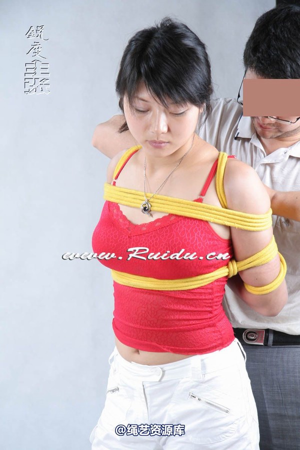 锐度主张 - 婷婷和嫣儿KB悬吊 第 256 张图片