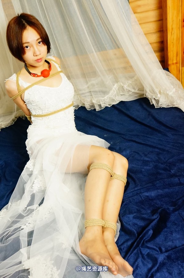 dk13美束馆 - 9.16-小仙儿白婚纱-D130P 第 38 张图片