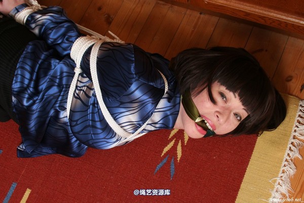 bondagebob - Kumi Its your turn to make the tea 第 76 张图片