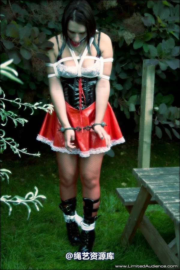 limitedaudience - 2007 ivy leaf pvc wench 第 41 张图片