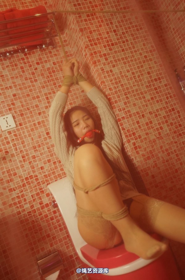 dk13美束馆 - 11.15-娃娃灰毛衣B-190P 第 25 张图片