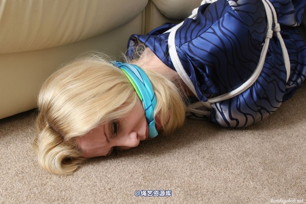 bondagebob - Eden Wells Hogtied 第 99 张图片
