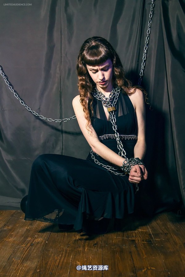limitedaudience - 2014 fay lady in chains 第 6 张图片