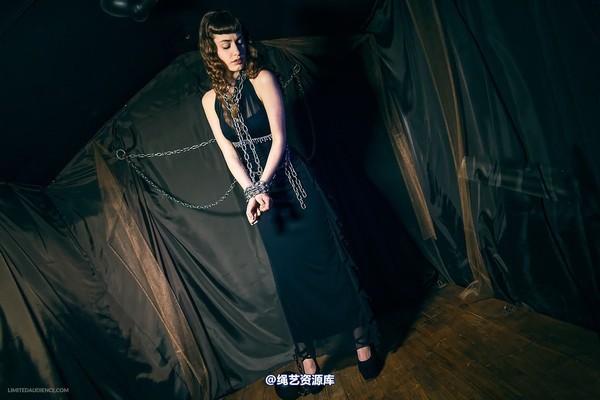 limitedaudience - 2014 fay lady in chains 2 第 2 张图片