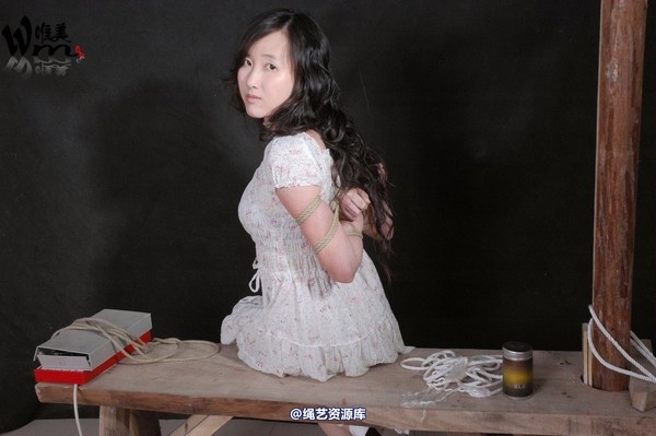 唯美之家 - 2009-5青灵高跟 第 21 张图片